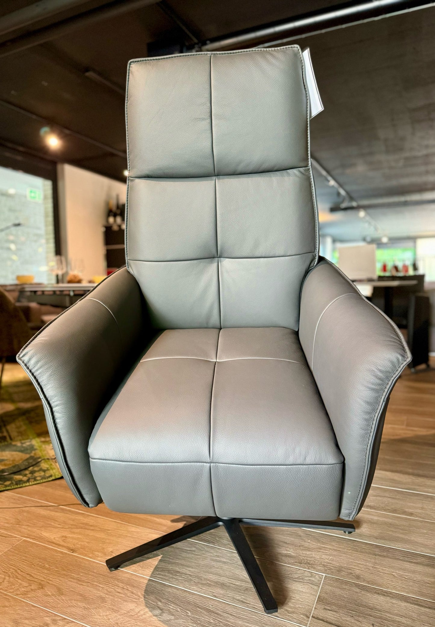 Himolla Joker elektrischer Relaxsessel 9061 - Ausstellungsmodell