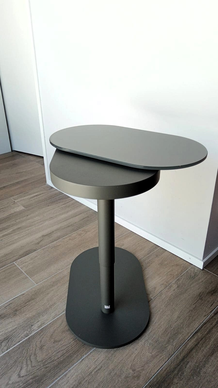 Rolf Benz Beistelltisch 8030 Schwarz Matt Oval Glas